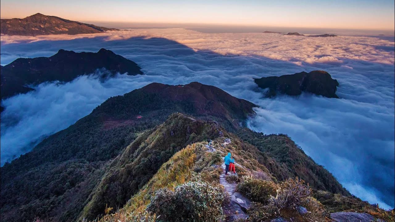 cung trekking đẹp nhất Việt Nam_best hikes in Vietnam
