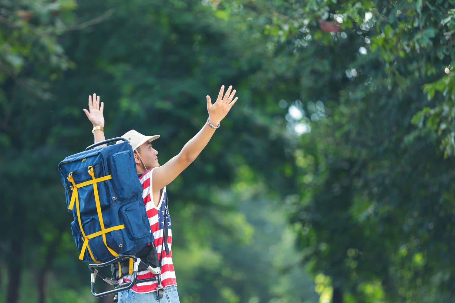 Rucking Benefits: How Walking with Weight Transforms Strength & Endurance