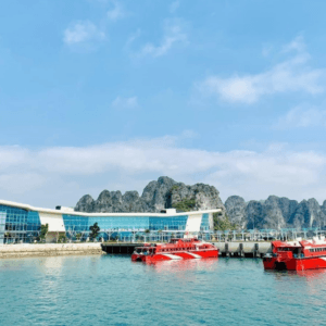 Cảng tàu Quốc Tế Ao Tiên