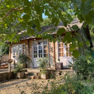 May Homestay & Cafe Hà Nội