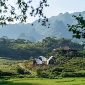 Tớ Dày Du Già Village
