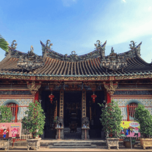 Kiến An Cung (Chùa Ông Quách)