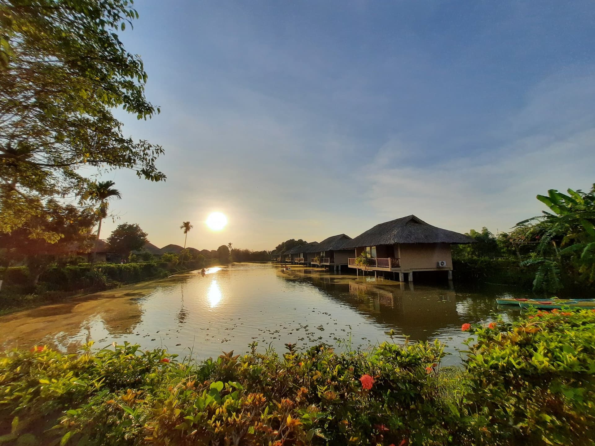 Mekong Riverside Boutique Resort & Spa