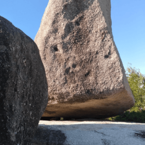 Hòn đá mặt trời