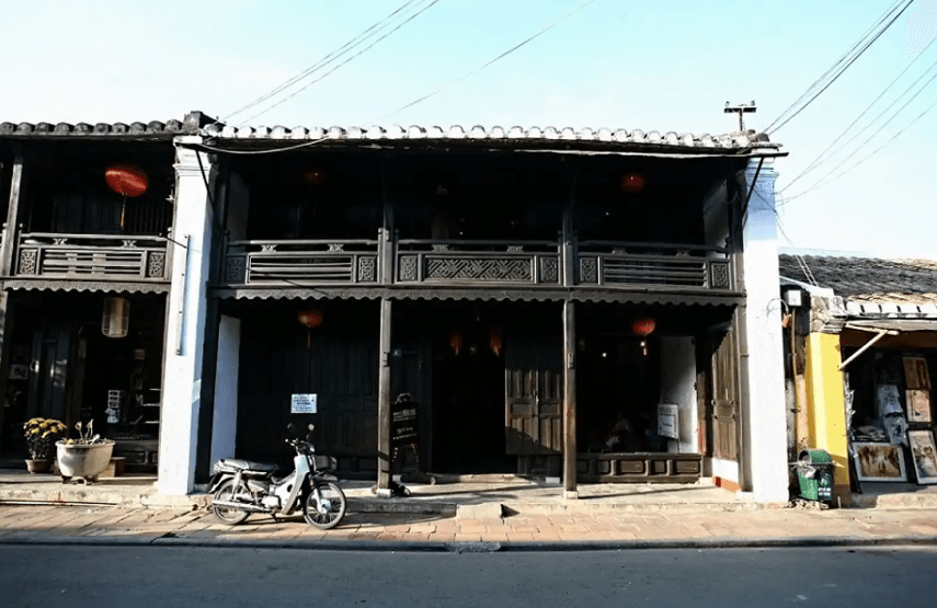 Nhà cổ Phùng Hưng