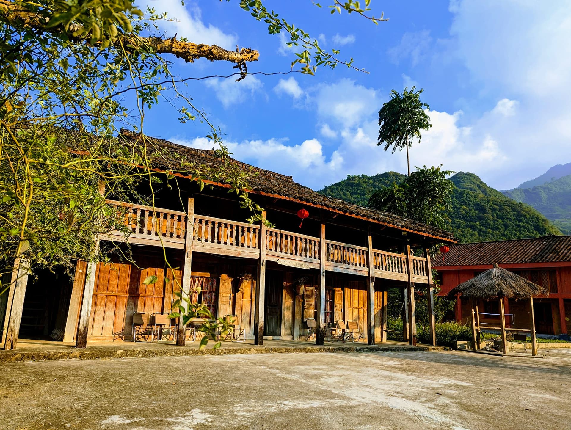 Lolo Homestay & Cafe Meo Vac