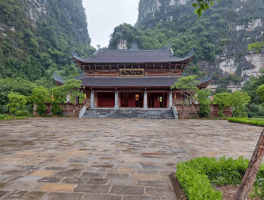 Đền Thánh Cao Sơn - Hoa Lư - Ninh Bình