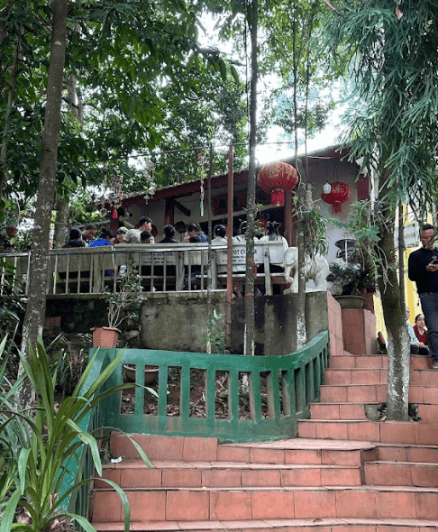 Đền Cô Bé Tả Van - Sa Pa - Lào Cai