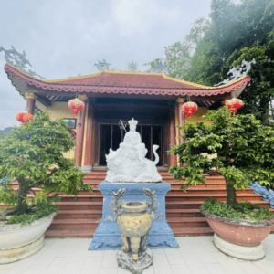 Chùa Hà Tân