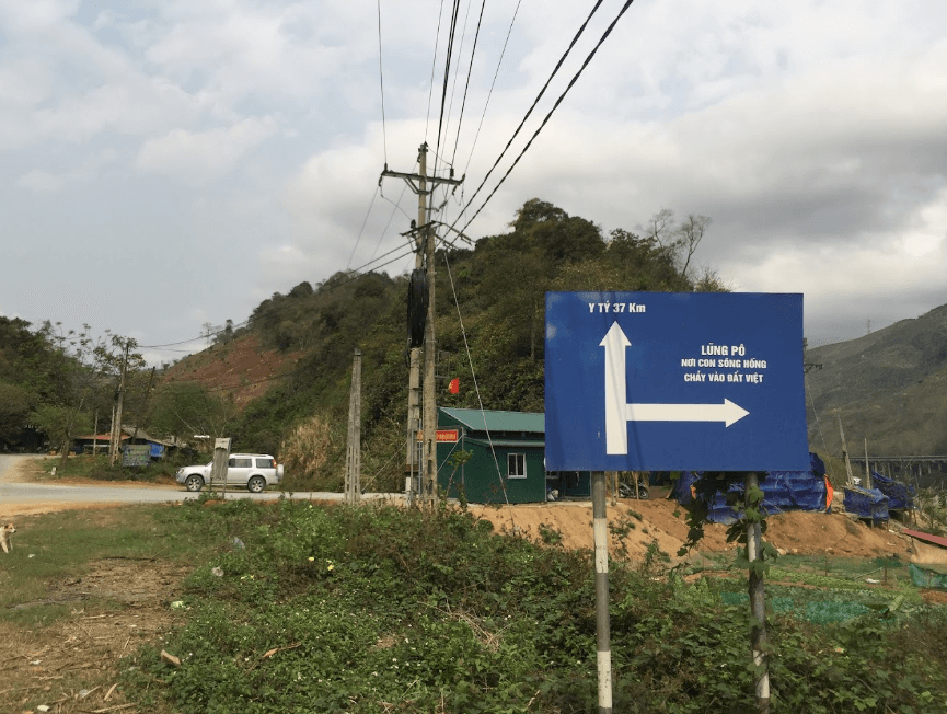 Ngã Ba Lũng Pô - Bát Xát - Lào Cai