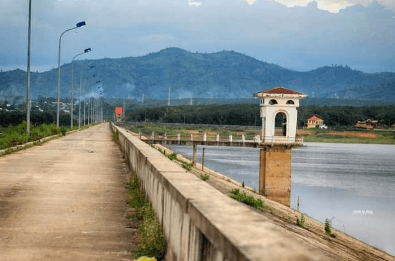 Hồ thủy lợi Dak Yên - Hòa Bình - Kon Tum