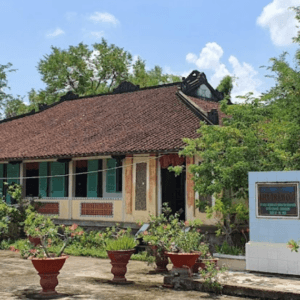 Nhà cổ trăm cột - Cần Đước - Long An