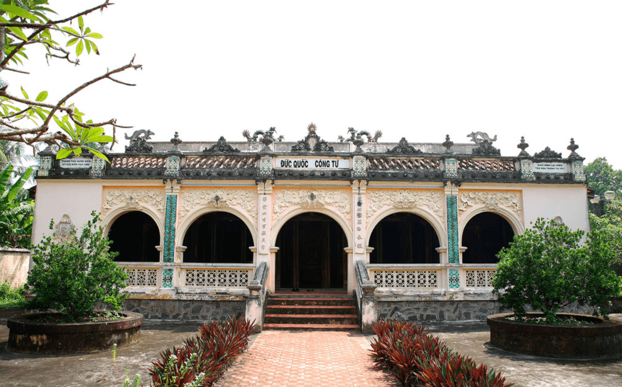 Lăng Hoàng Gia - Gò Công - Tiền Giang