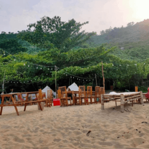 Bãi Biển Làng Vân
