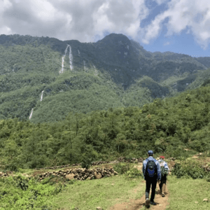 Trekking Nhìu Cồ San (hướng Thác Ong Chúa)