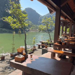 Nhà hàng Phố Xưa (Ẩm thực Tràng An)