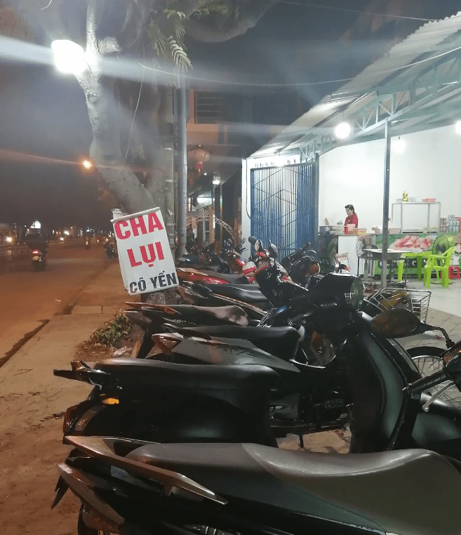 Chả Lụi Cô Yến