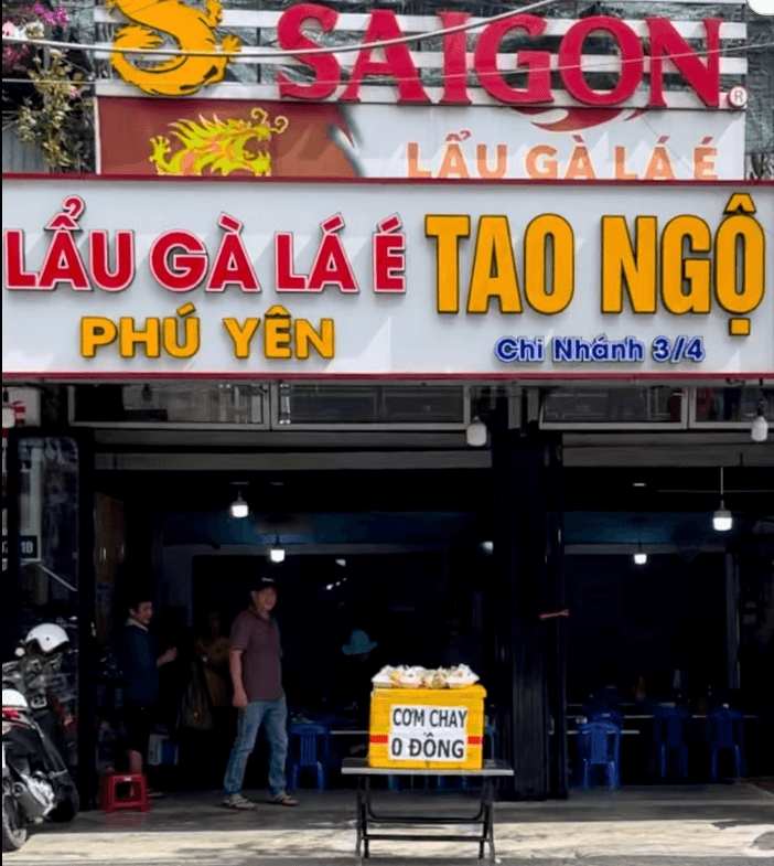 Lẩu gà lá é Tao Ngộ 30 Bùi Thị Xuân