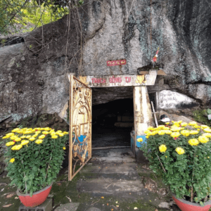 Chùa Hang Núi Thành Quảng Nam