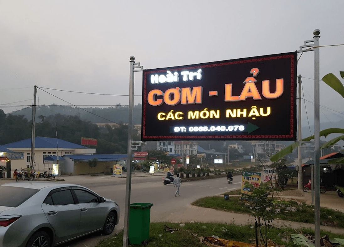 Quán Cơm Lẩu Hoài Trí
