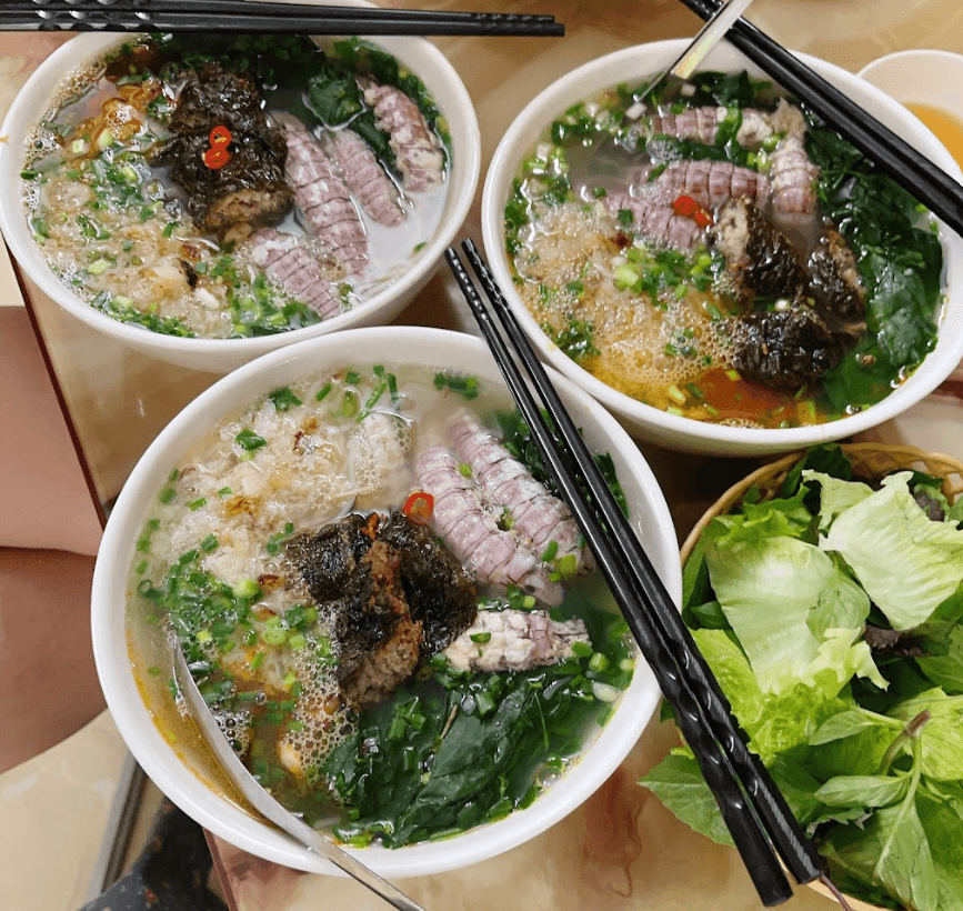 Bún hải sản Quán Huyền