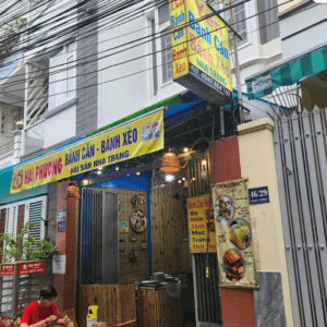 Yến Bánh Căn Bánh Xèo chợ đêm Nha Trang
