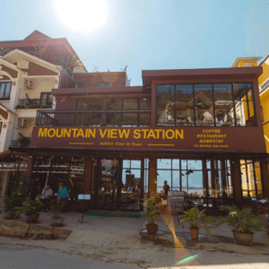 Mountain View Station Restaurant & Homestay