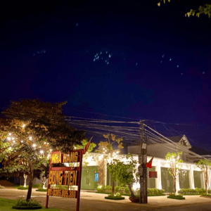 Nhà Hàng Dung Tiến