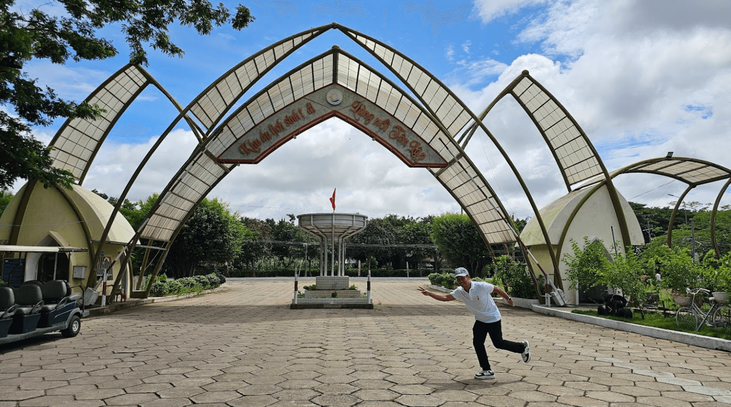 Khu du lịch sinh thái Tân Lập