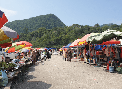 Chợ biên Nậm Cắn - Kỳ Sơn - Nghệ An