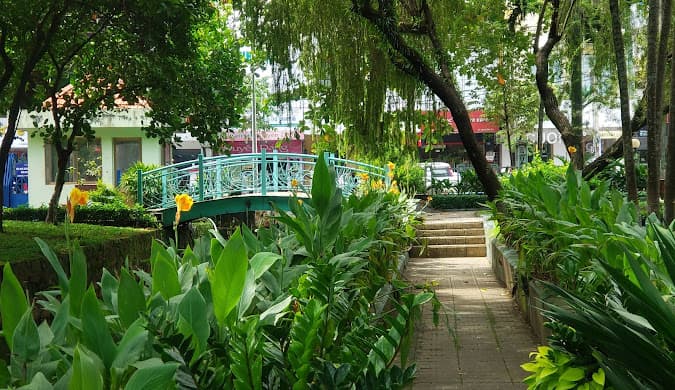 Hưng Đạo Vương - Trịnh Hoài Đức