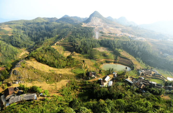 Hồ Mắt Rồng 2