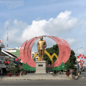 Tượng đài Tôn Đức Thắng - Long Xuyên - An Giang