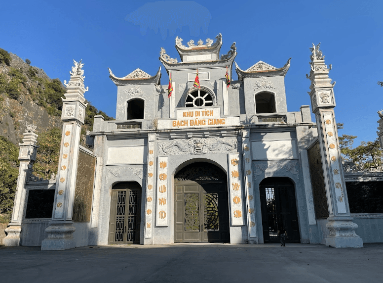 Khu di tích lịch sử Bạch Đằng - Yên Hưng - Quảng Ninh