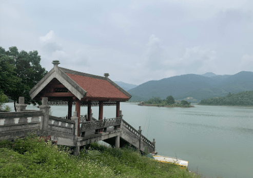 Hồ Trại Lốc - Đông Triều - Quảng Ninh