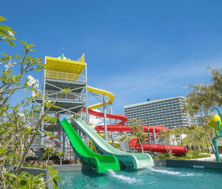 Công viên nước Alma Resort
