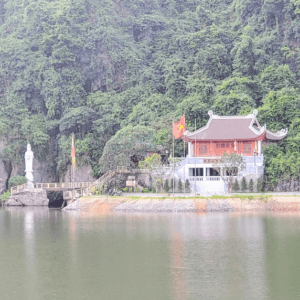 Đền Ba Cửa Cẩm Phả - Quảng Ninh