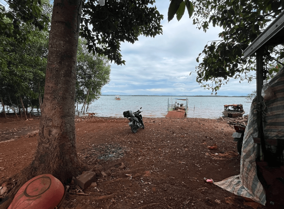 Mũi đất Ngọc Bích