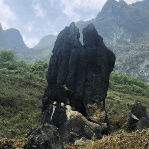 Hòn đá cô đơn - Mèo Vạc - Hà Giang