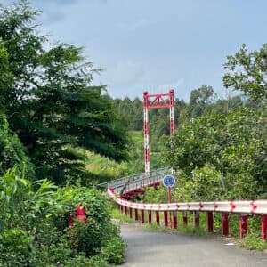 Cầu thép ở Madagui