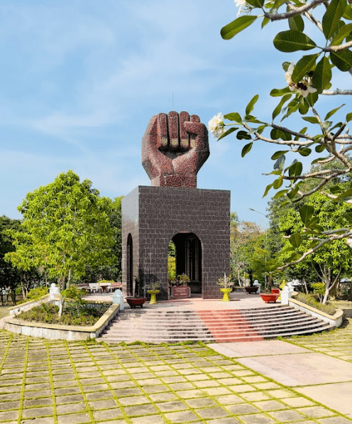 Tượng đài Nắm tay - Phú Quốc - Kiên Giang