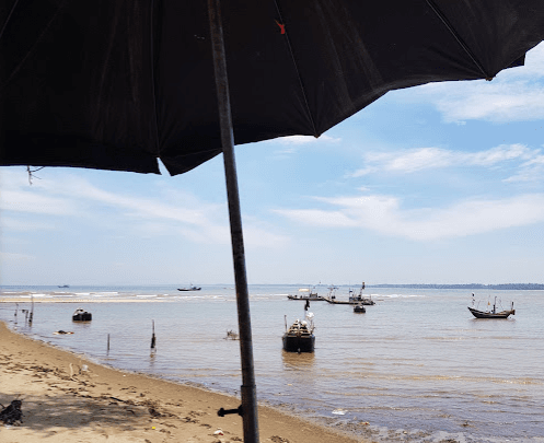 Biển Vinh Sơn