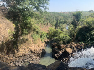 Khu Thác Già Làng