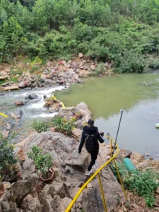 Suối Cá Vàng Khe Tọ