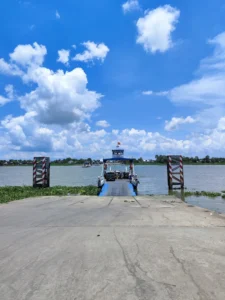 Bến phà Hòa Lạc