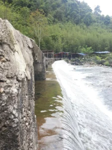 Lũng Tó Ngọc Động