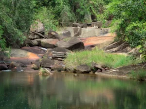 Khu cắm trại gần thác Cheo Hang Ka