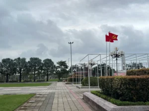 Quảng Trường Núi Thành