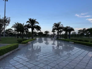 Quảng Trường Núi Thành