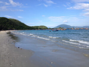 Bãi Cắm Trại Dốc Lết